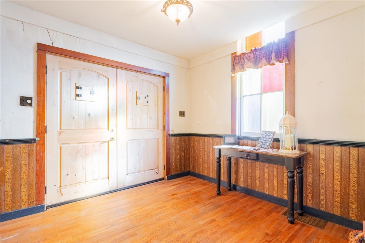 269 Chicago Street, Dewitt, IL 61735