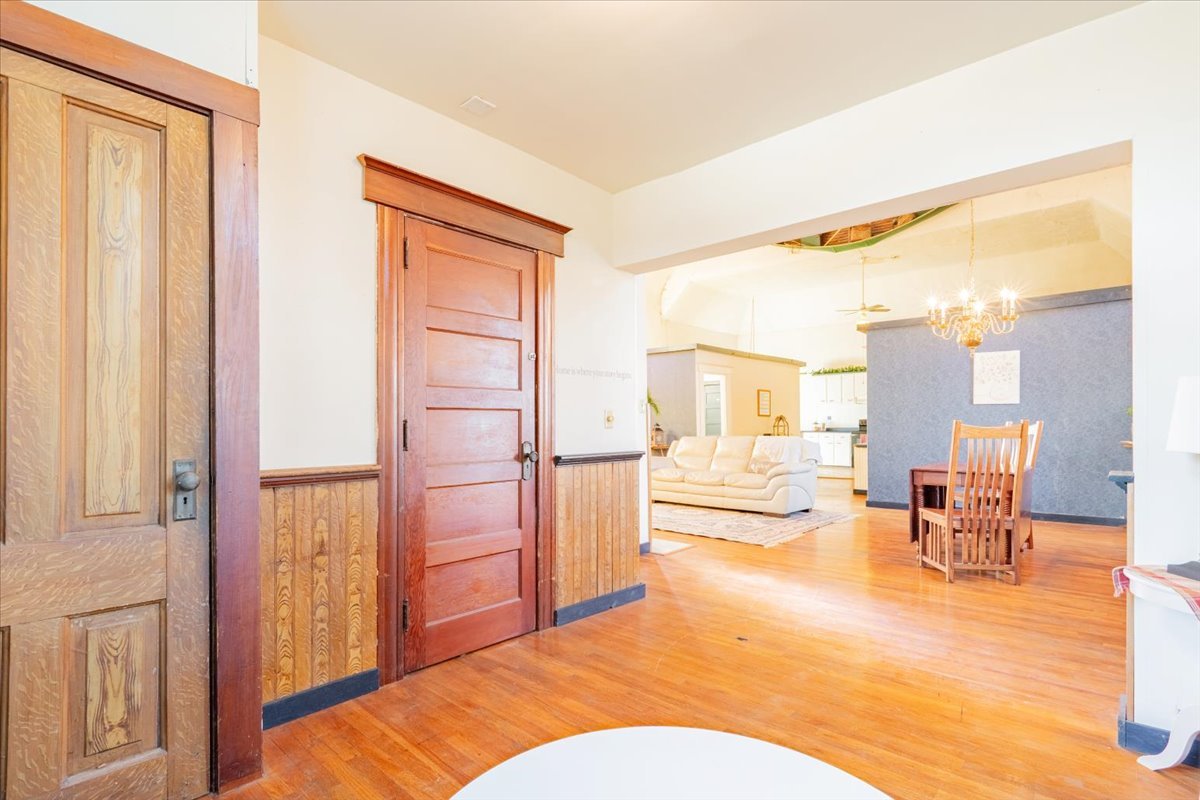 269 Chicago Street, Dewitt, IL 61735