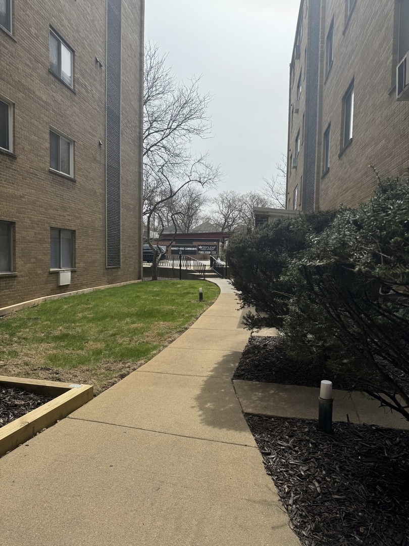 7306 N Winchester Avenue #501, Chicago, IL 60626
