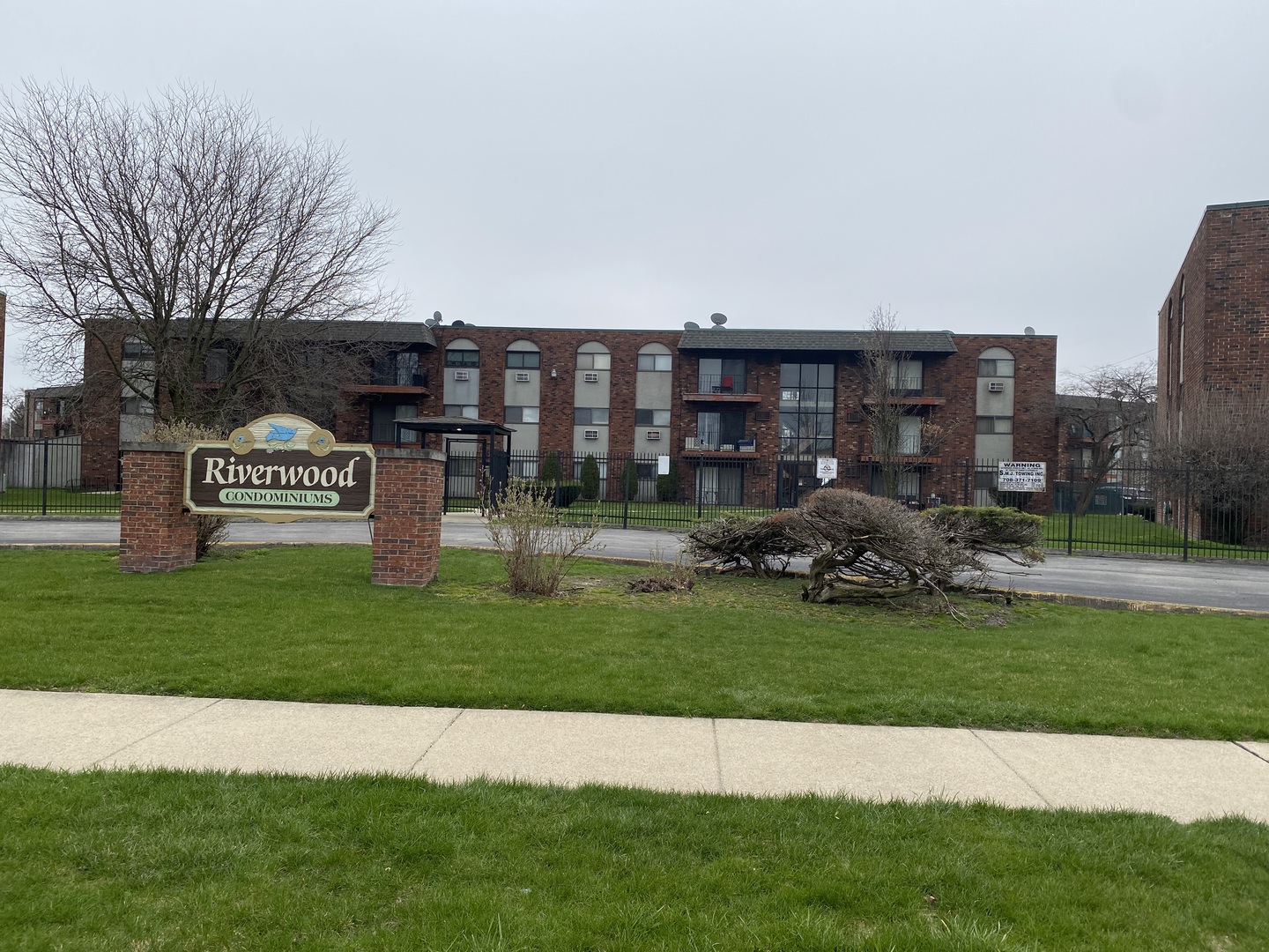 13711 S Stewart Avenue #A1E, Riverdale, IL 60827