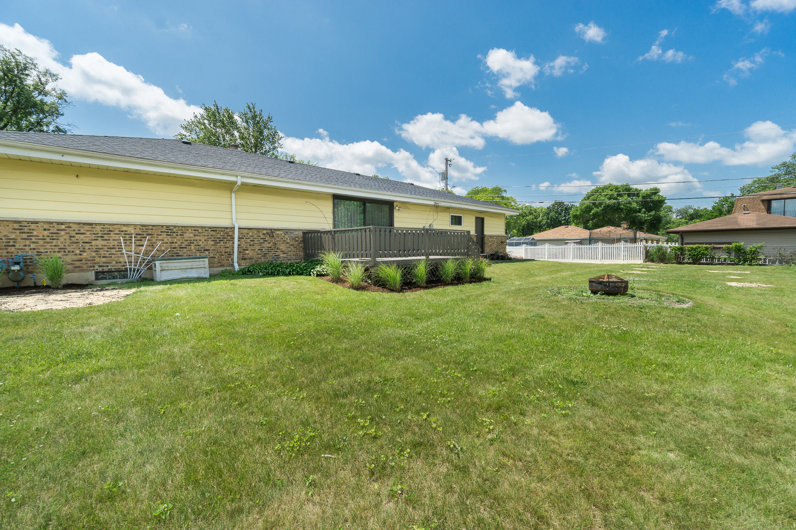 350 Home Avenue, Itasca, IL 60143