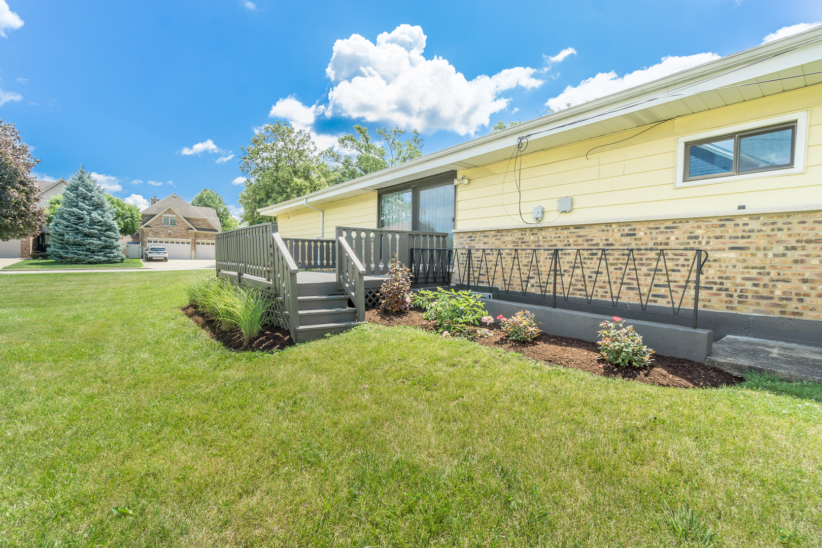350 Home Avenue, Itasca, IL 60143