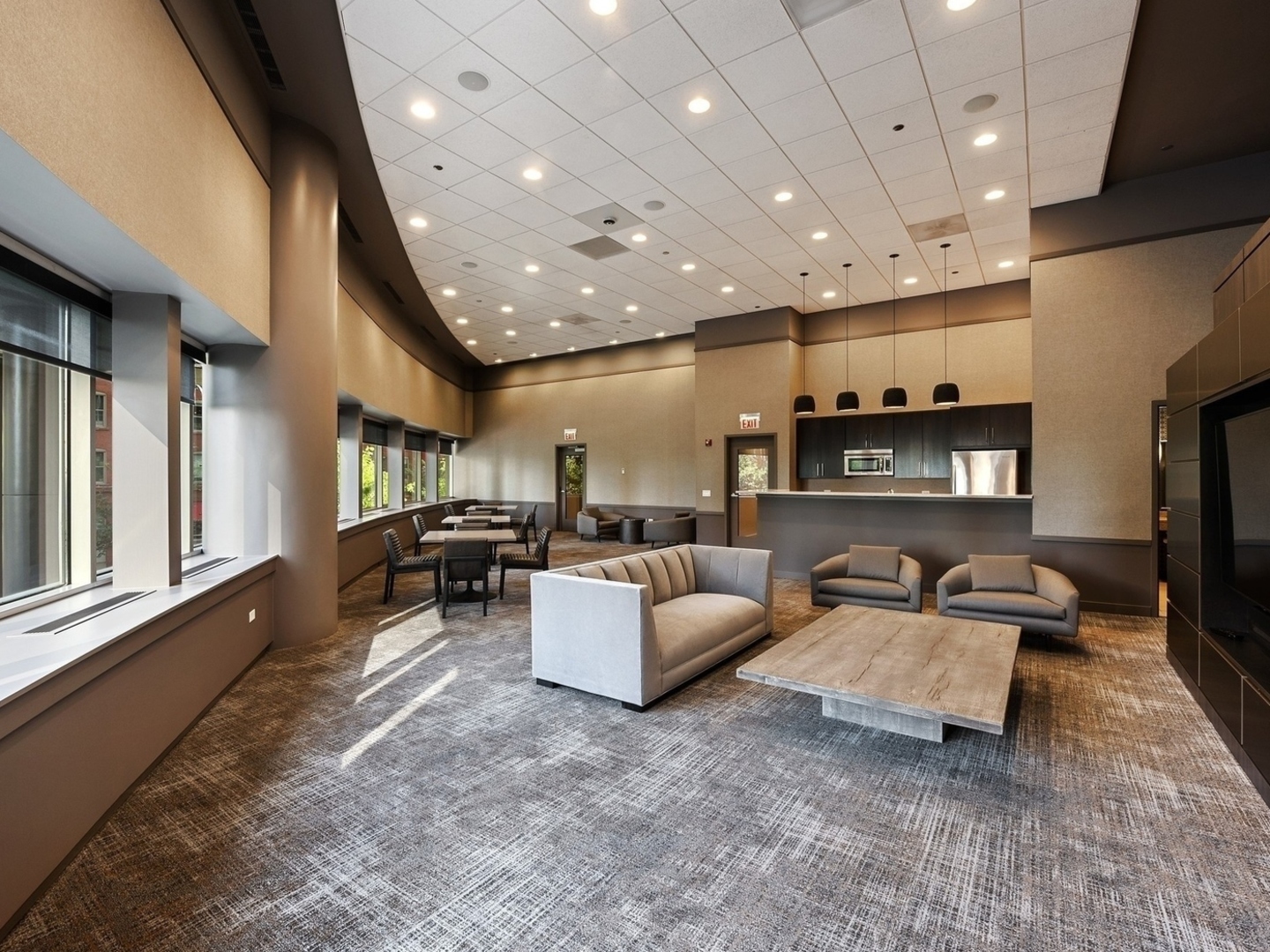 505 N McClurg Court #2804, Chicago, IL 60611