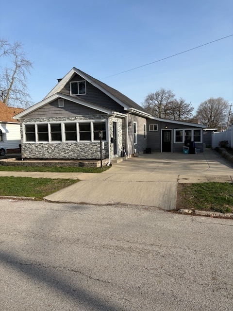 711 Ohara Street, Bloomington, IL 61701