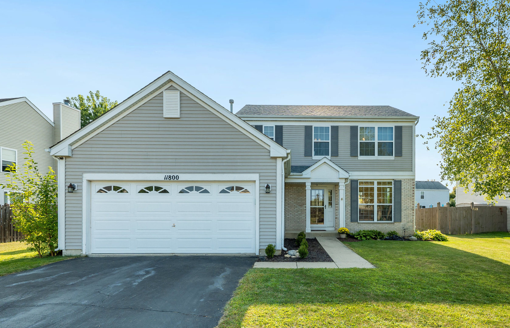 11800 Blue Bayou Drive, Huntley, IL 60142