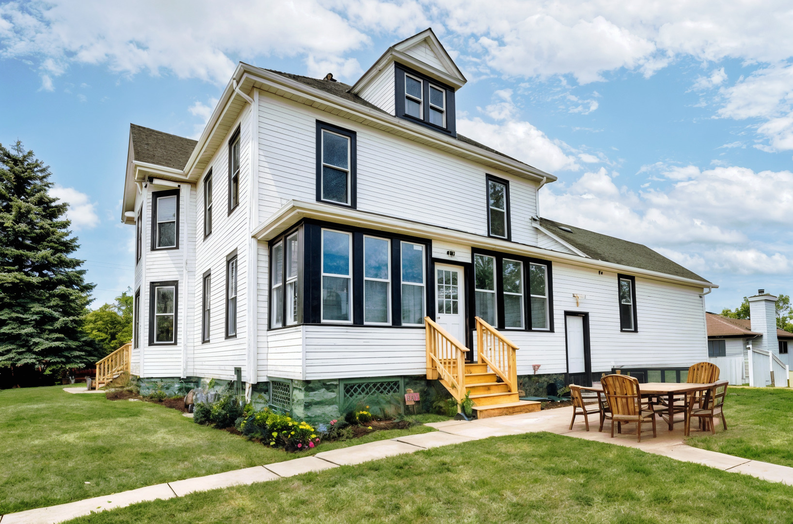 18445 Kedzie Avenue, Homewood, IL 60430