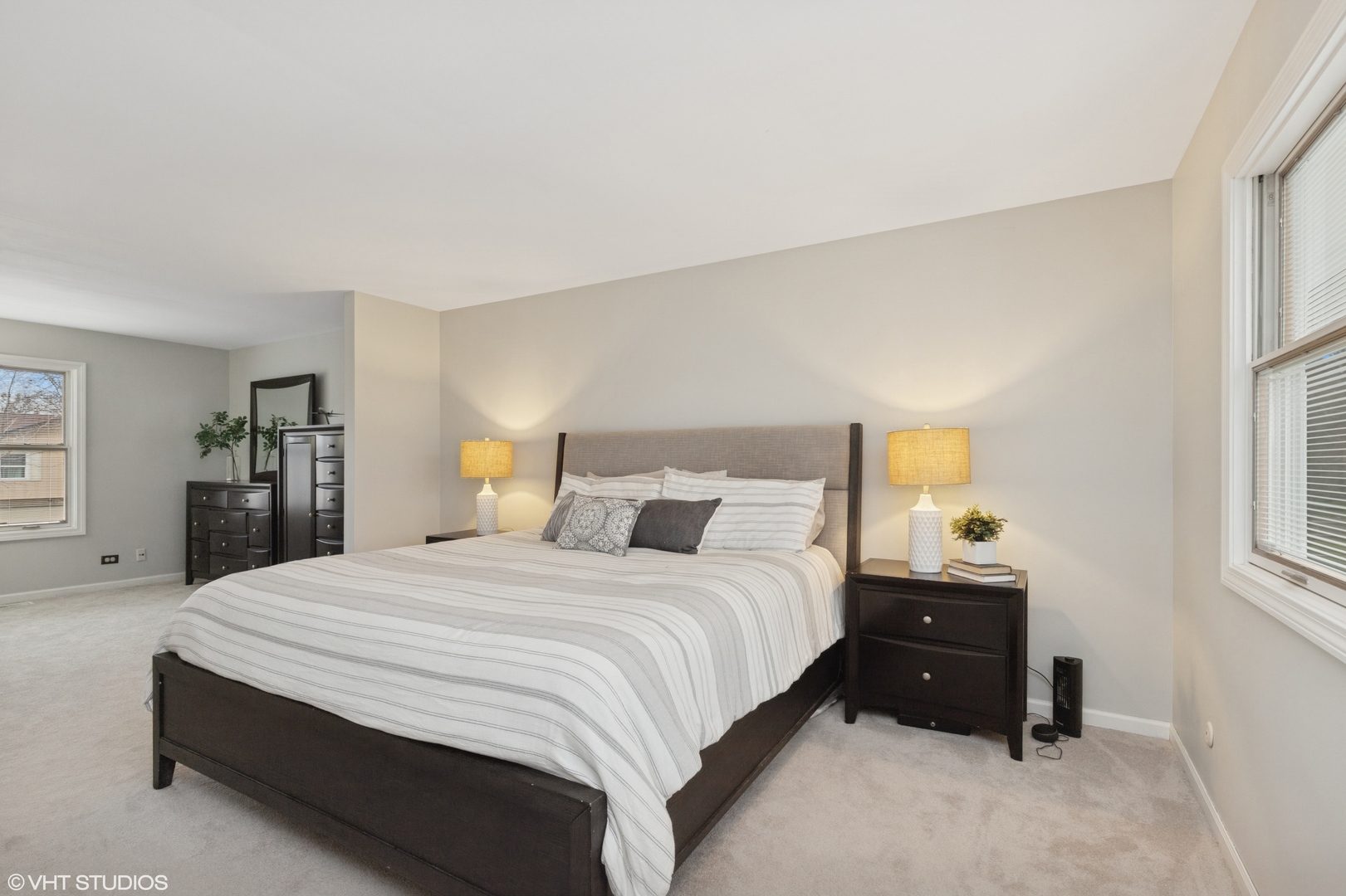 12 Lindon Lane, Vernon Hills, IL 60061