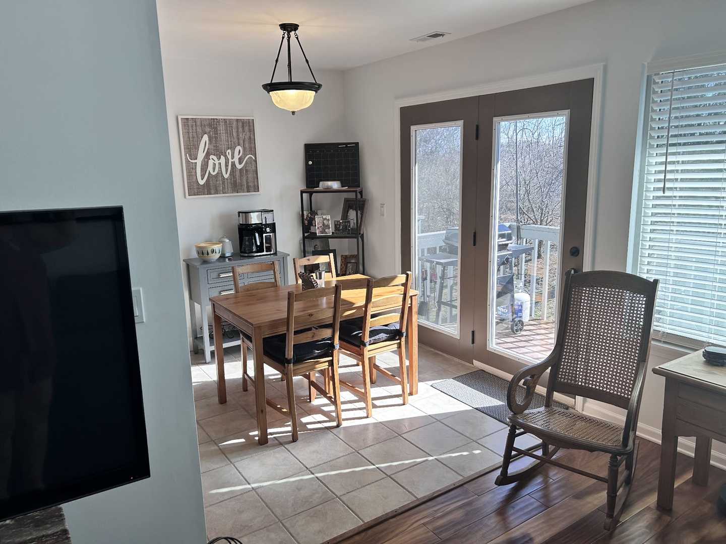 270 Crestview Drive #C, Wauconda, IL 60084