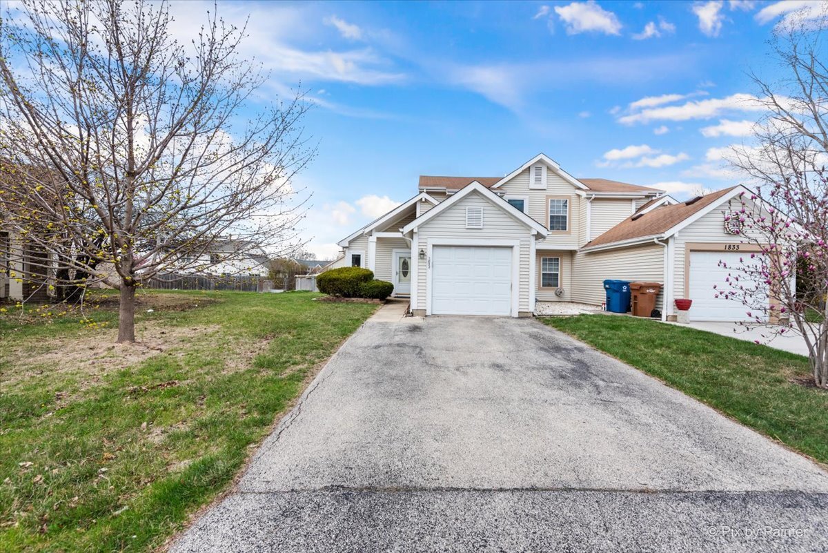 1832 Schmale Court, Glendale Heights, IL 60139