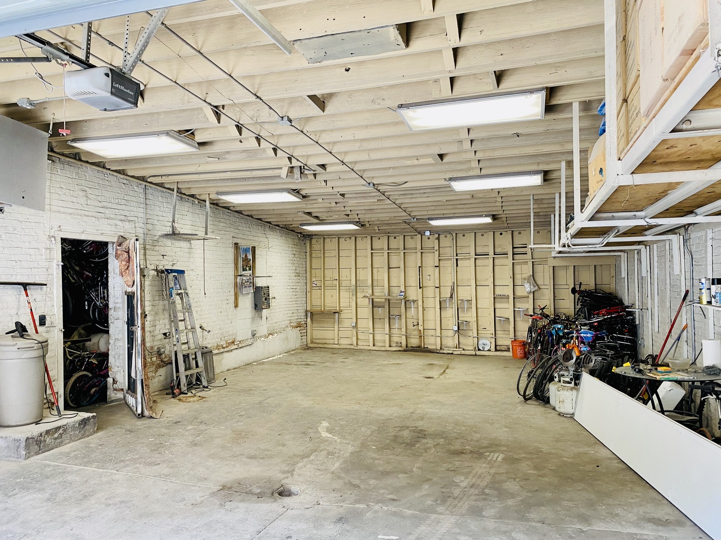 4803 S Honore Street, Chicago, IL 60609