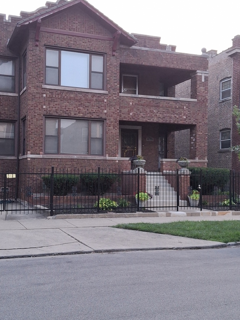 7312 S Emerald Avenue, Chicago, IL 60621