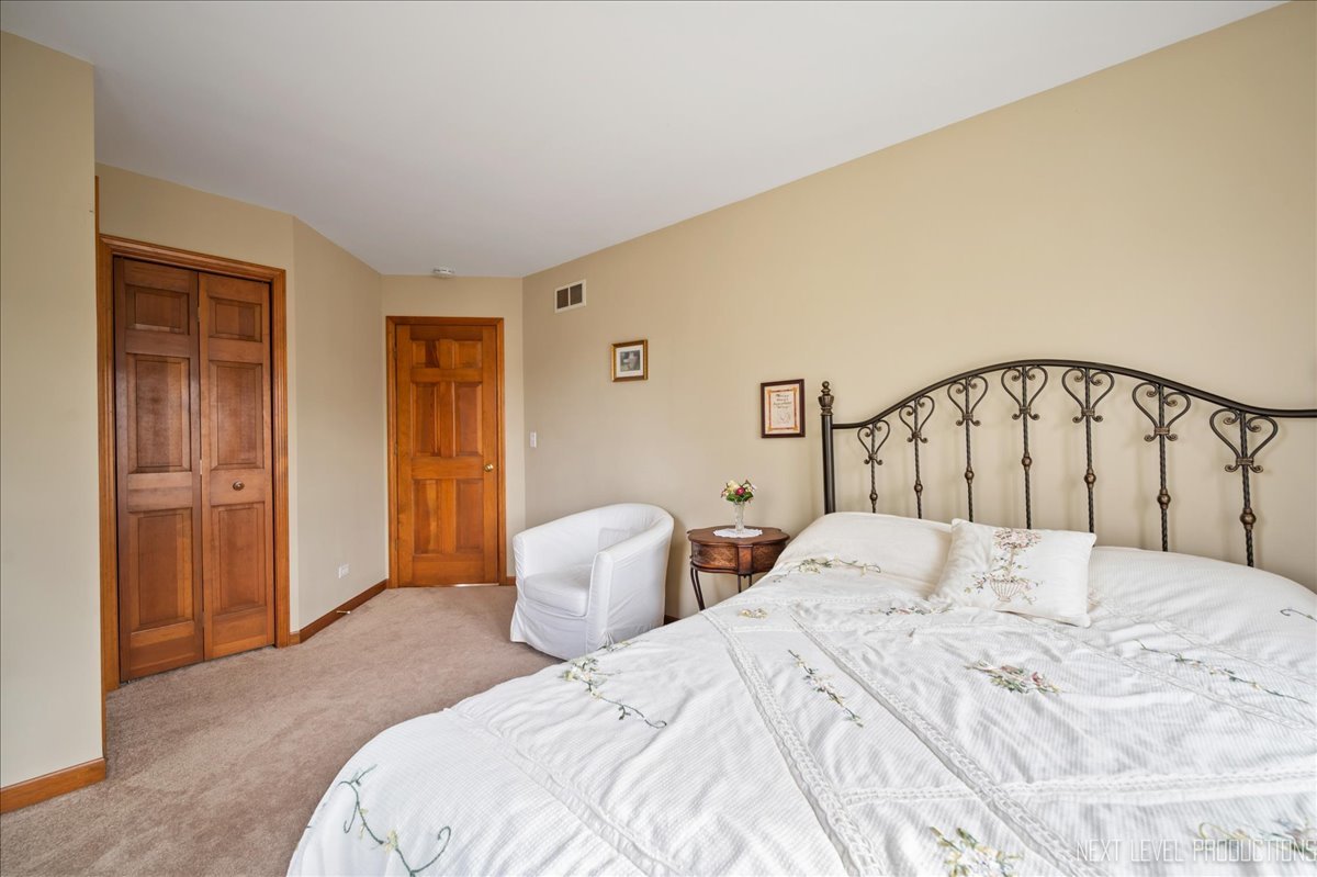 North Aurora, IL 60542