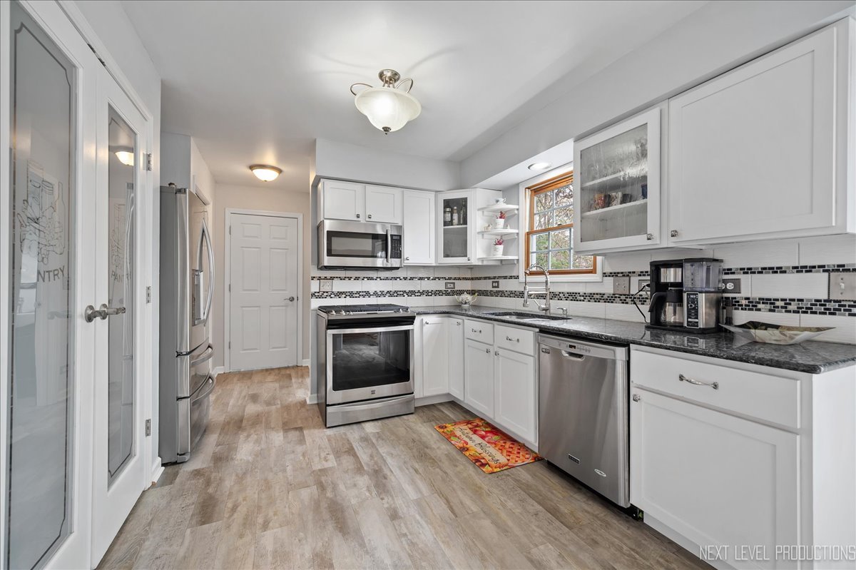 North Aurora, IL 60542