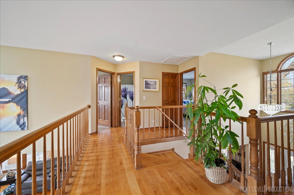 North Aurora, IL 60542