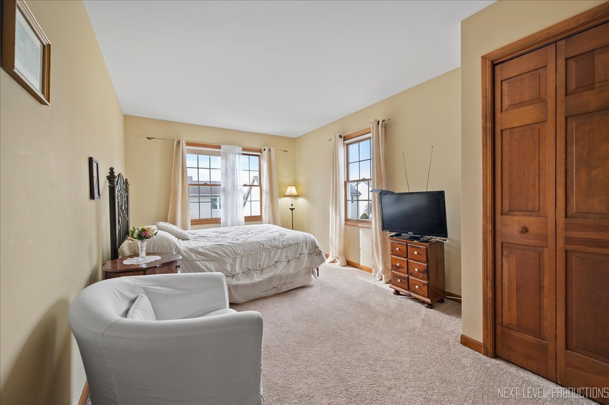 North Aurora, IL 60542