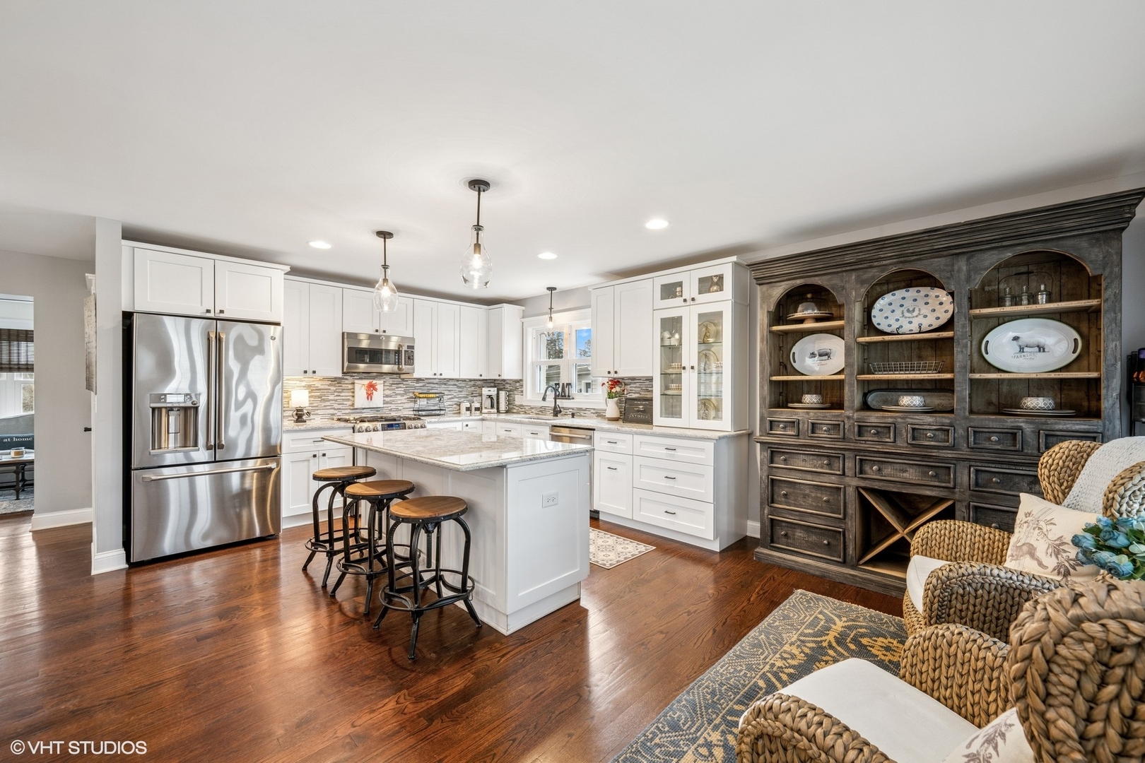 1112 N Haddow Avenue, Arlington Heights, IL 60004