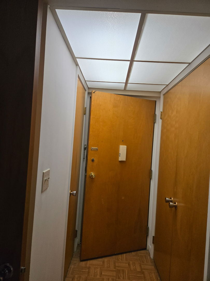 5300 Walnut Avenue #7C, Downers Grove, IL 60515
