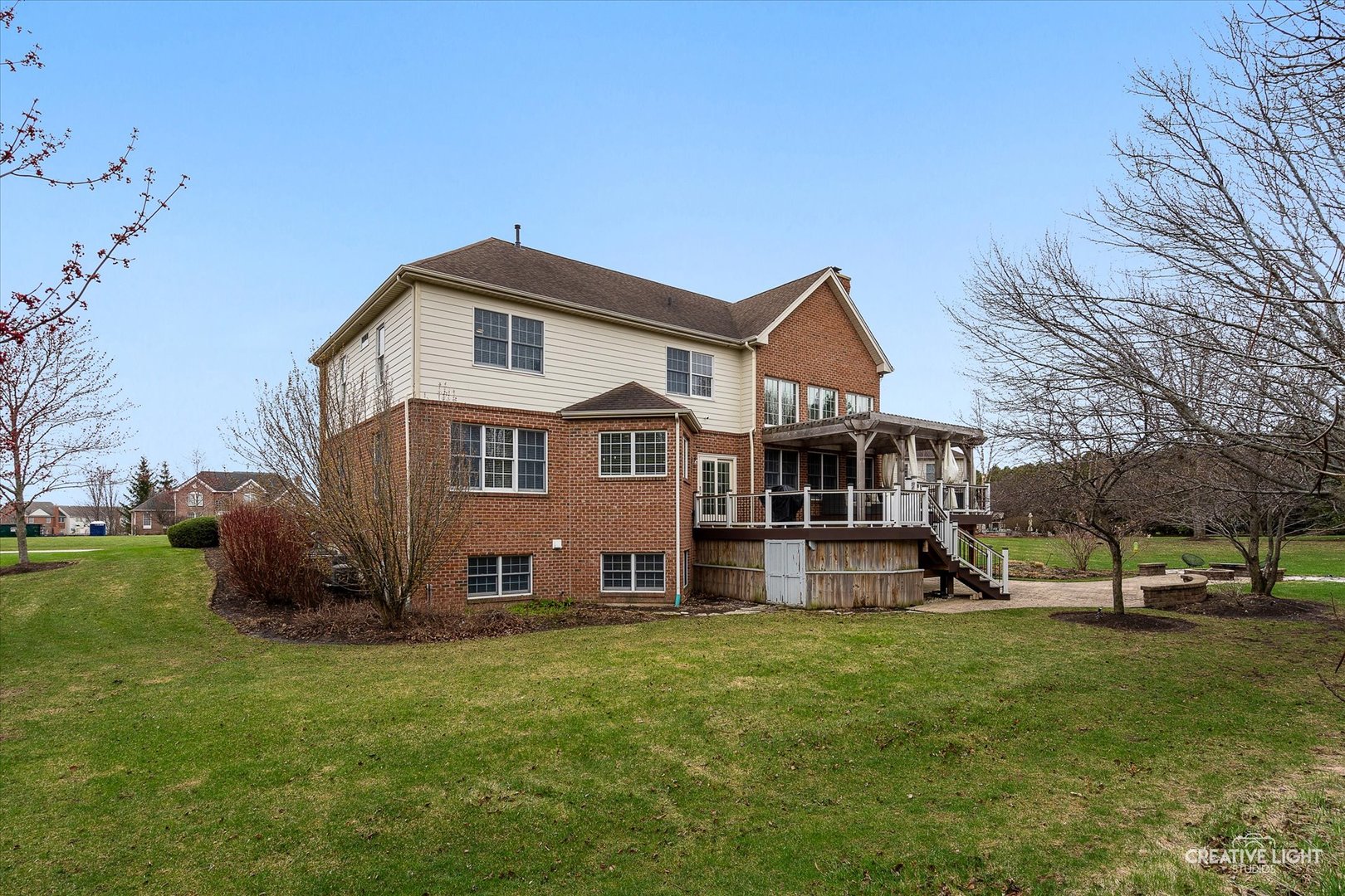 14 Twin Eagles Court, Hawthorn Woods, IL 60047