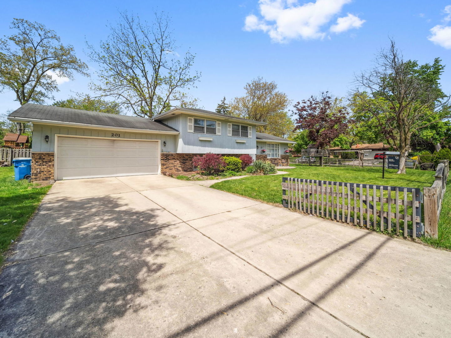 201 41st Street, Downers Grove, IL 60515