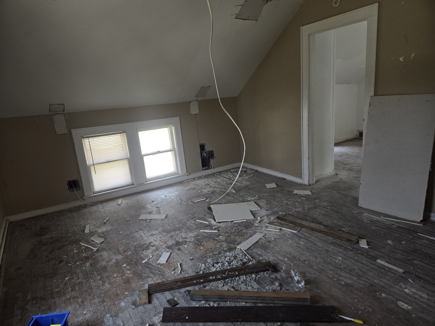 708 W Jefferson Street, Bloomington, IL 61701