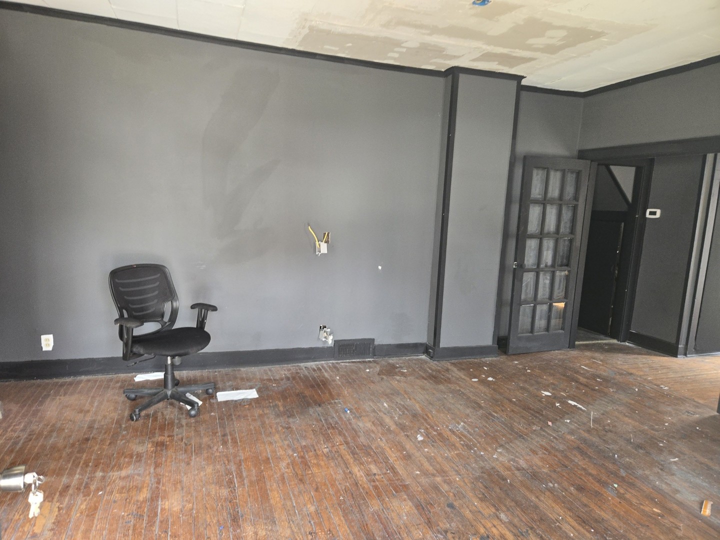 708 W Jefferson Street, Bloomington, IL 61701