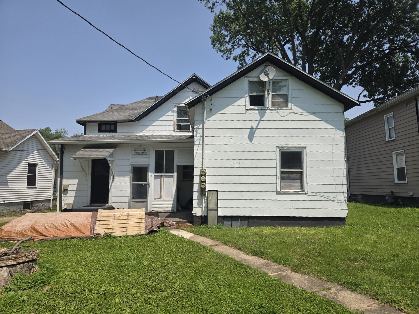 708 W Jefferson Street, Bloomington, IL 61701