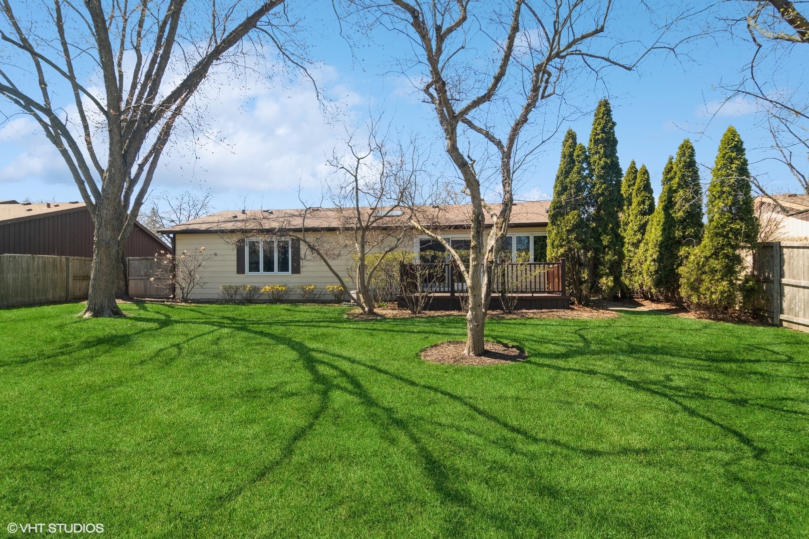 1147 N Pepper Tree Drive, Palatine, IL 60067