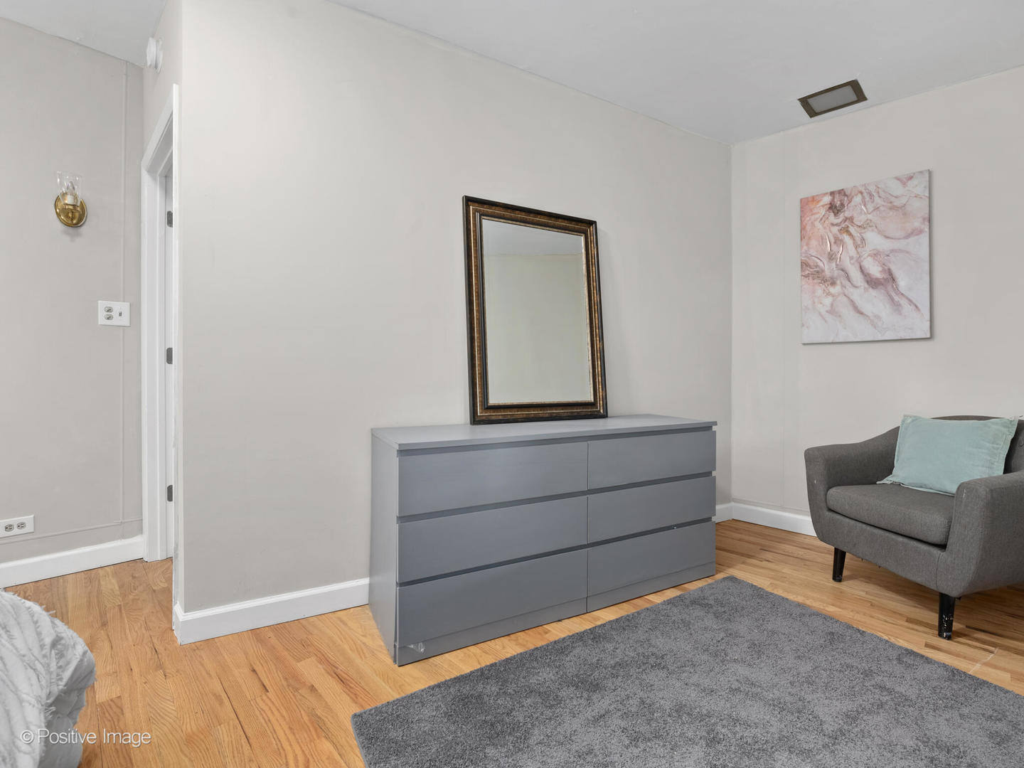 654 N Drake Avenue, Chicago, IL 60624