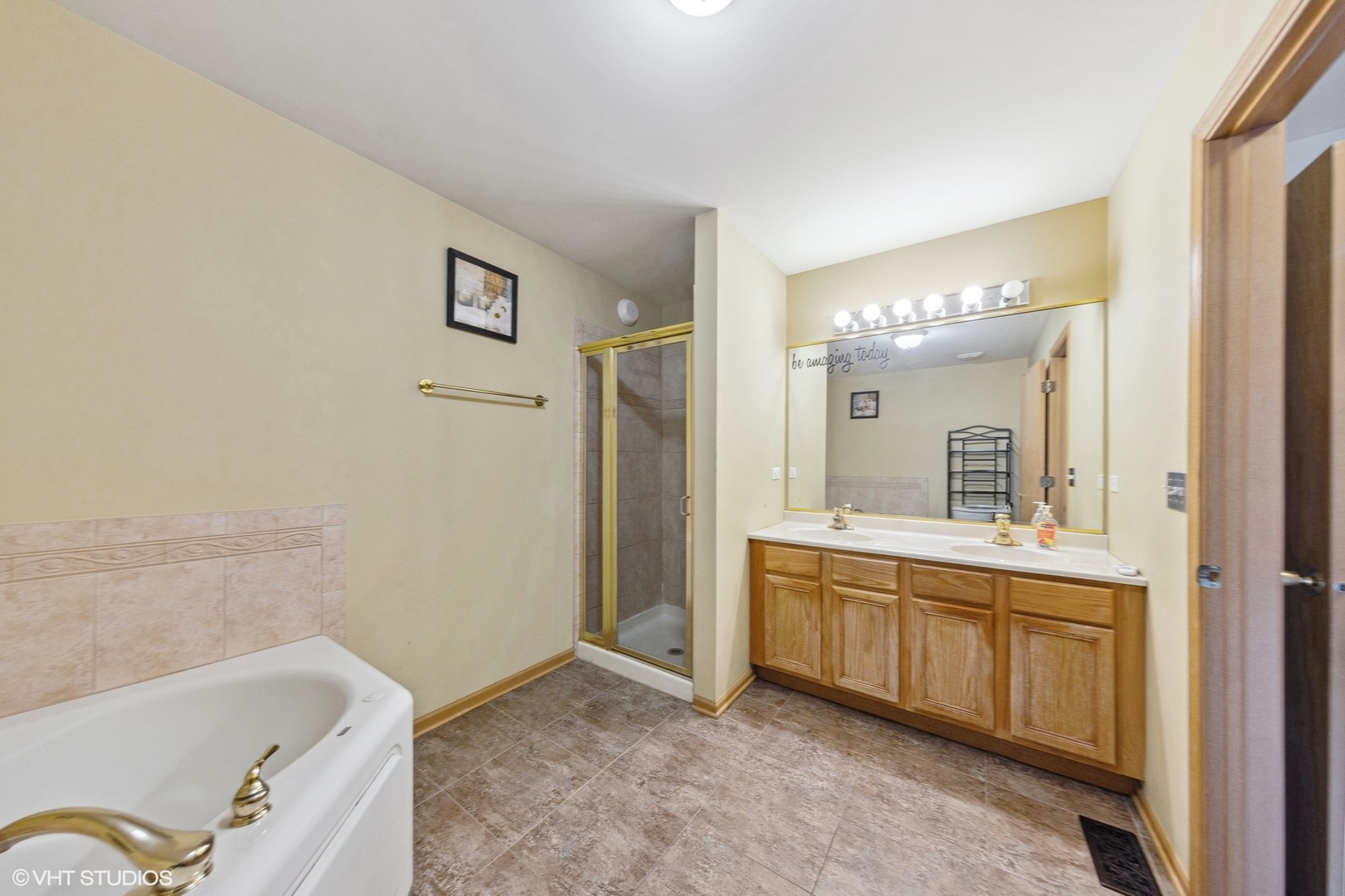1541 W Asher Street, Chicago, IL 60643