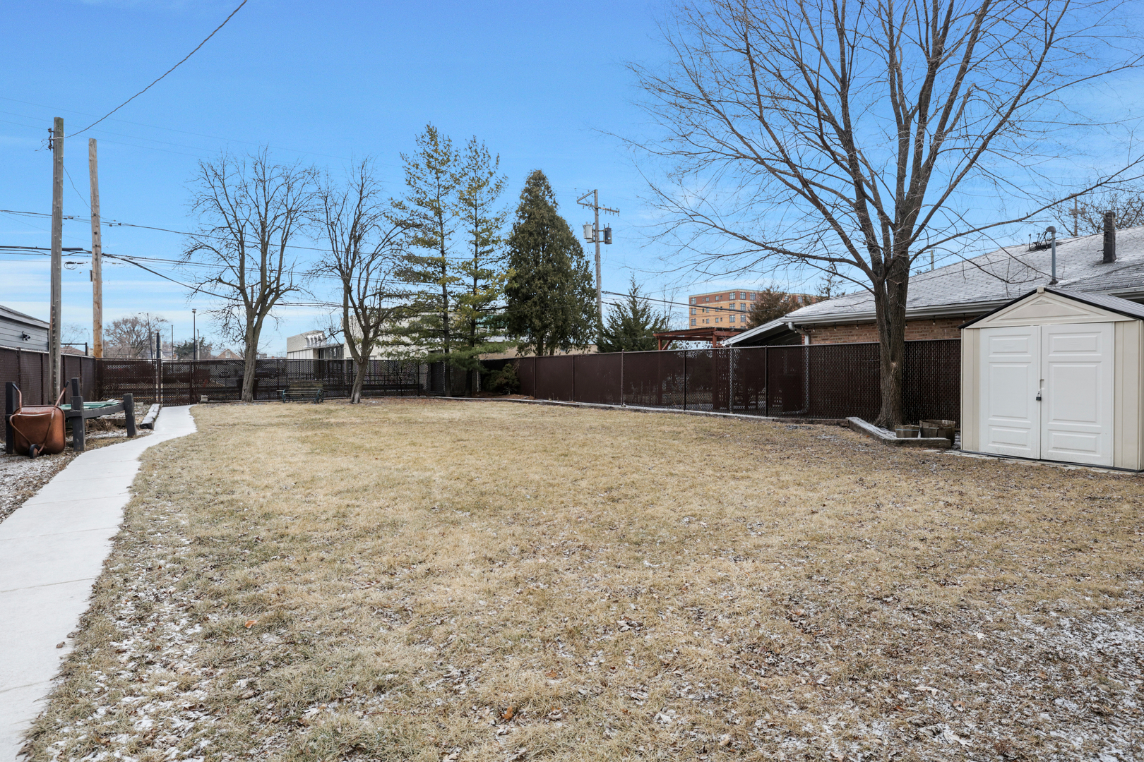 1850 N Neva Avenue, Chicago, IL 60707