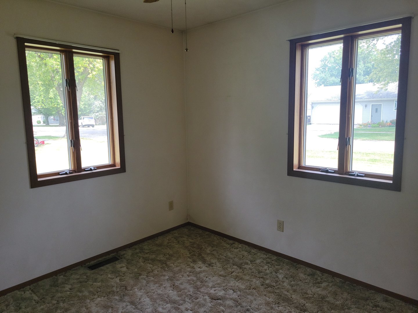 313 W Topeka Street, Toluca, IL 61369