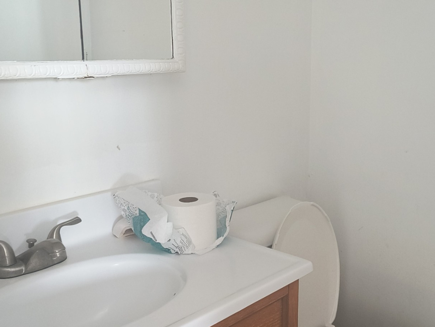 205 N Waters Edge Drive #202, Glendale Heights, IL 60139
