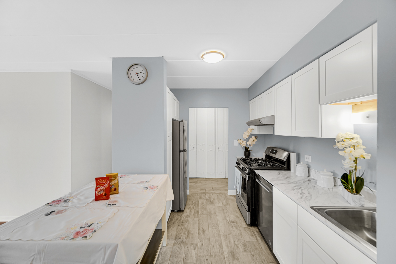 520 Burning Tree Lane #206, Naperville, IL 60563