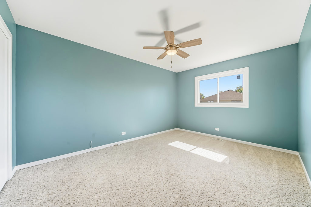 6923 154th Place, Oak Forest, IL 60452
