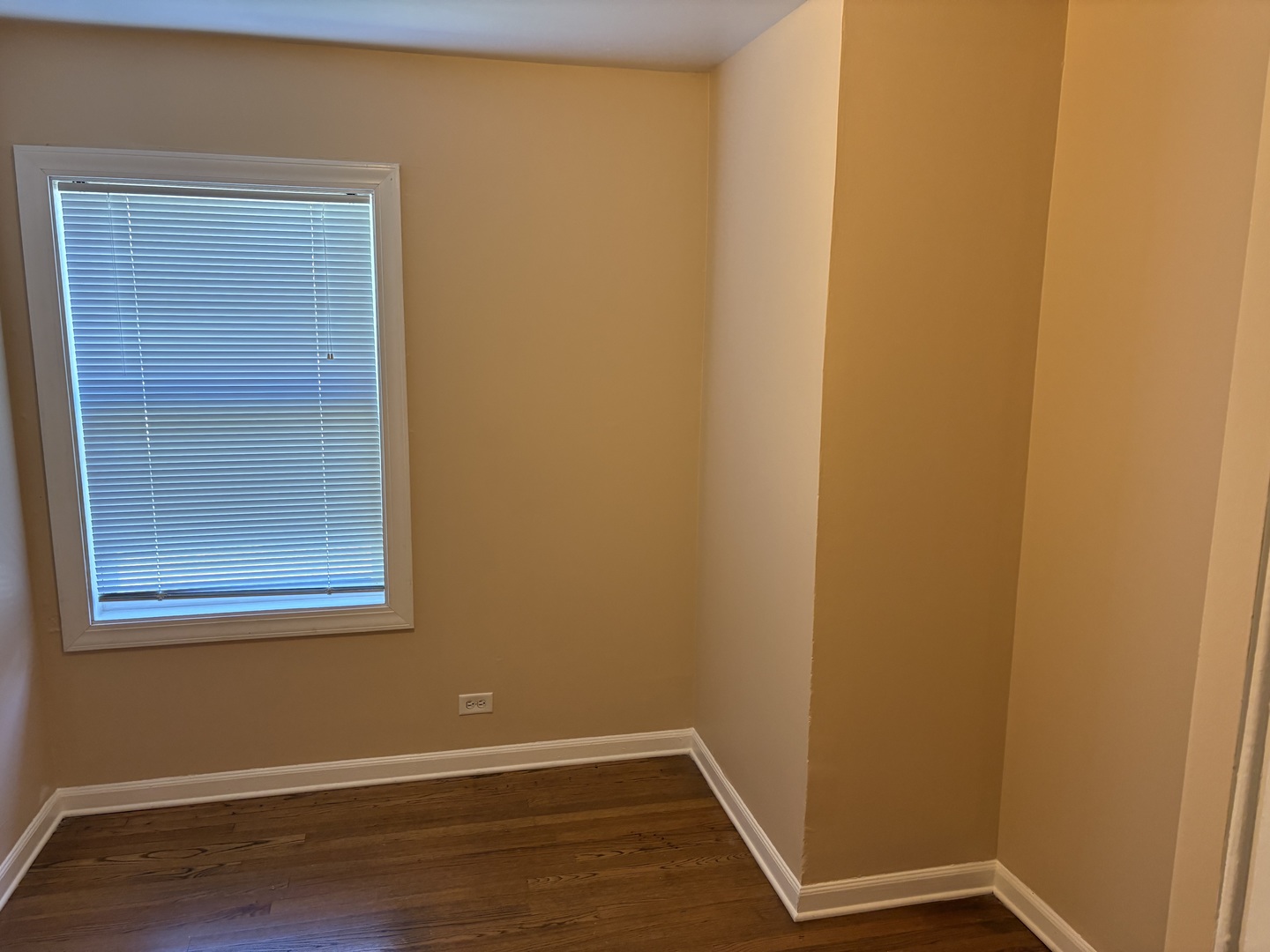 18512 Dixie Highway, Homewood, IL 60430