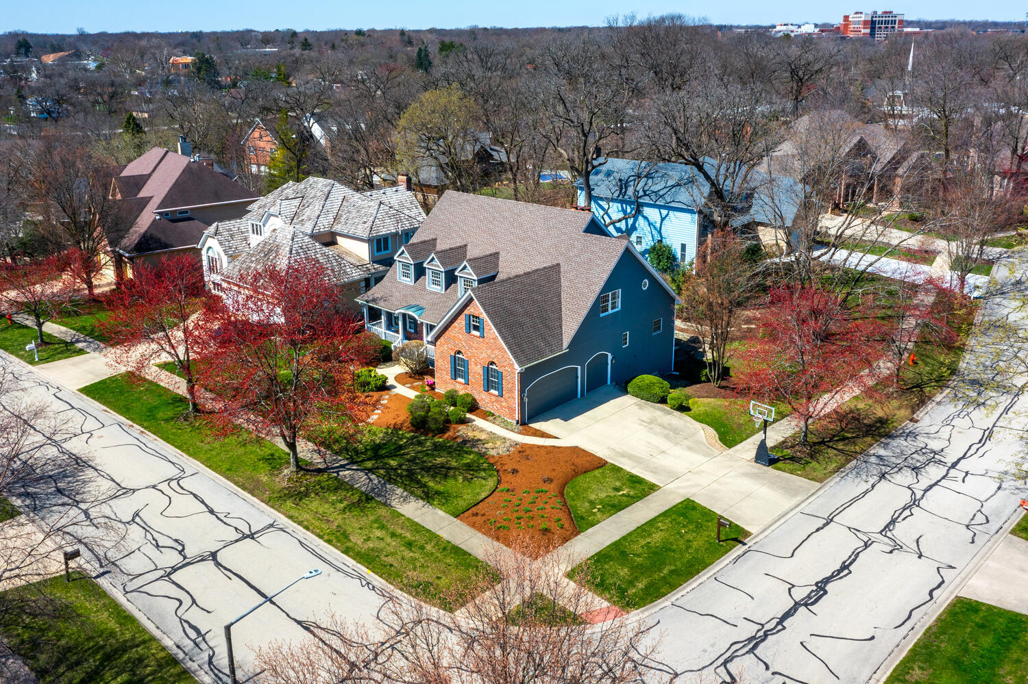 945 Watercress Drive, Naperville, IL 60540