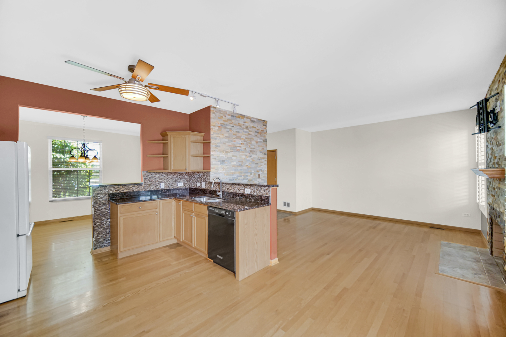 18524 Dearborn Court, Tinley Park, IL 60477