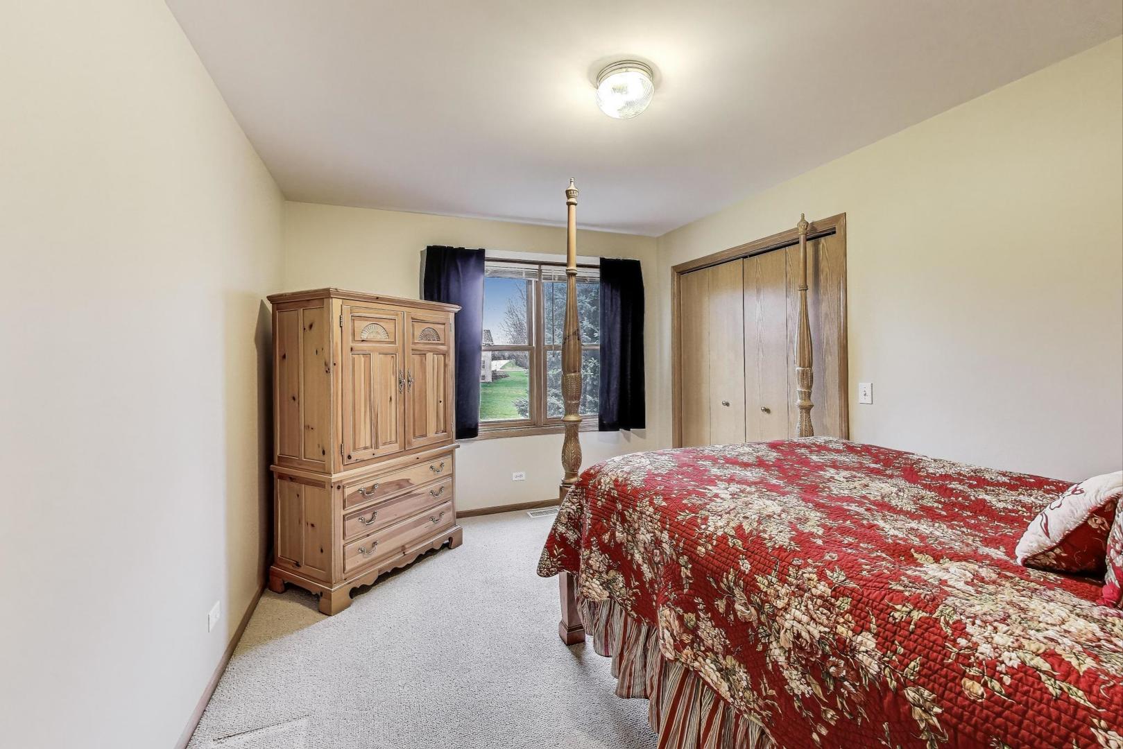 1606 Beech Street, Spring Grove, IL 60081