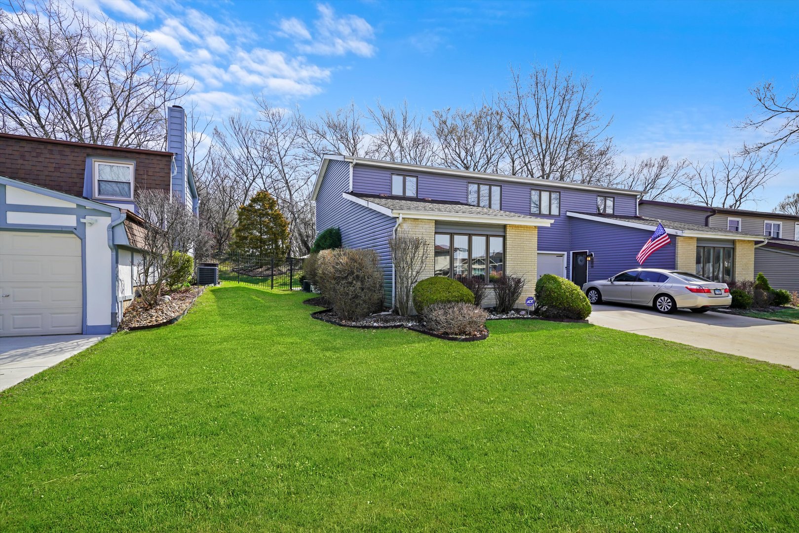 321 Morningside Drive #B, Bloomingdale, IL 60108