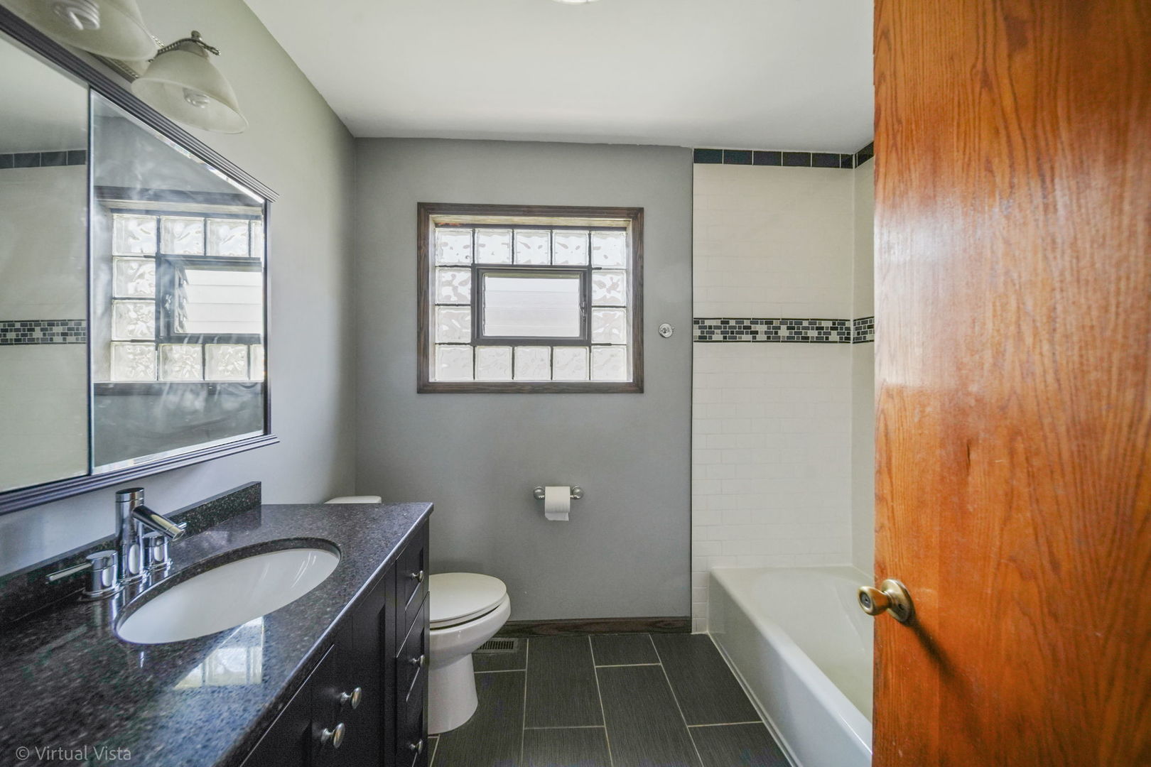 4400 W Cortez Street, Chicago, IL 60651