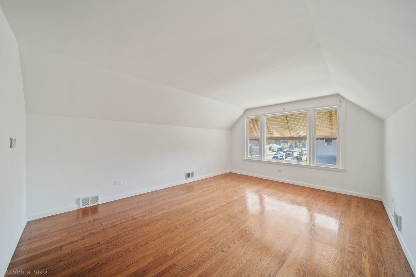 4400 W Cortez Street, Chicago, IL 60651