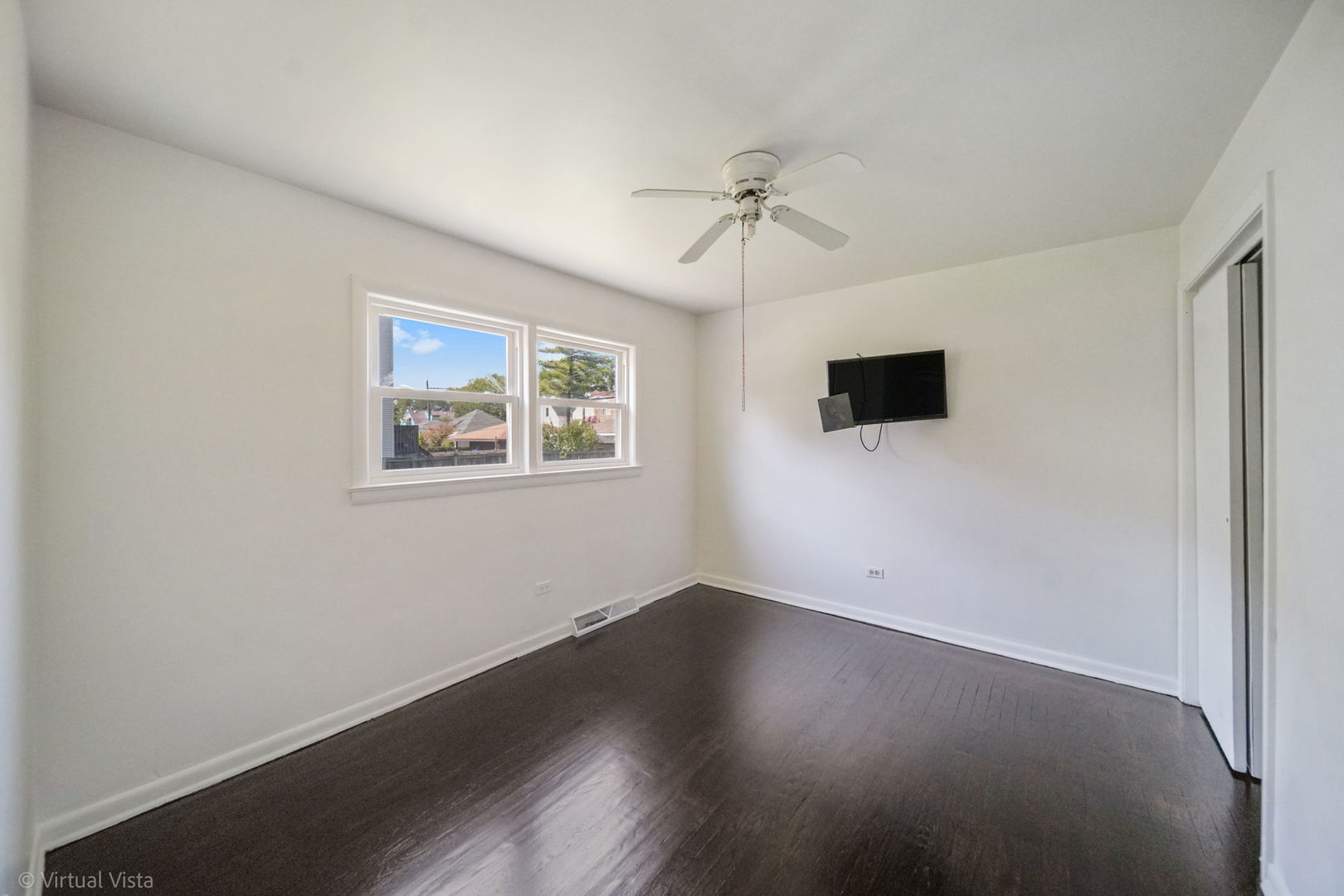 4400 W Cortez Street, Chicago, IL 60651