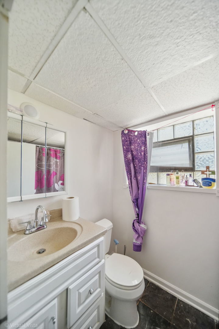 4400 W Cortez Street, Chicago, IL 60651
