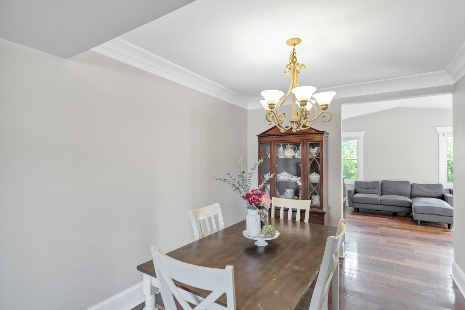1385 Gloucester Court, Hoffman Estates, IL 60192