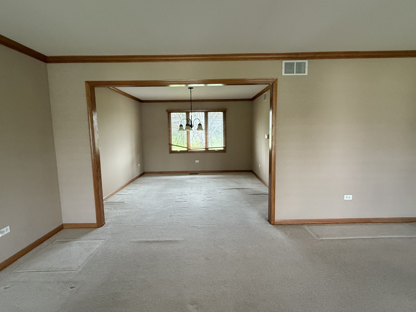 1079 Norwalk Road, Lemont, IL 60439