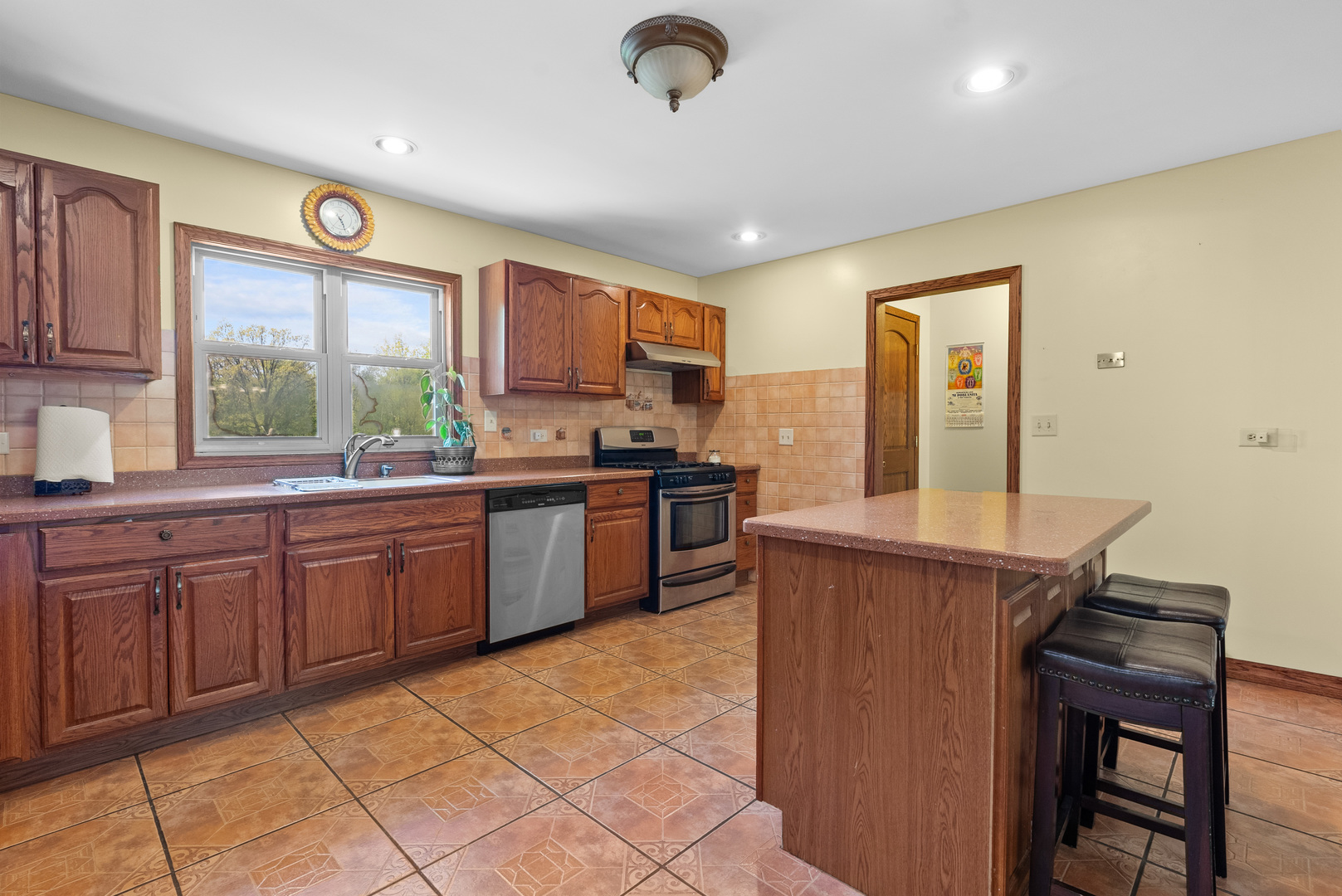 3315 E Bemes Road, Crete, IL 60417