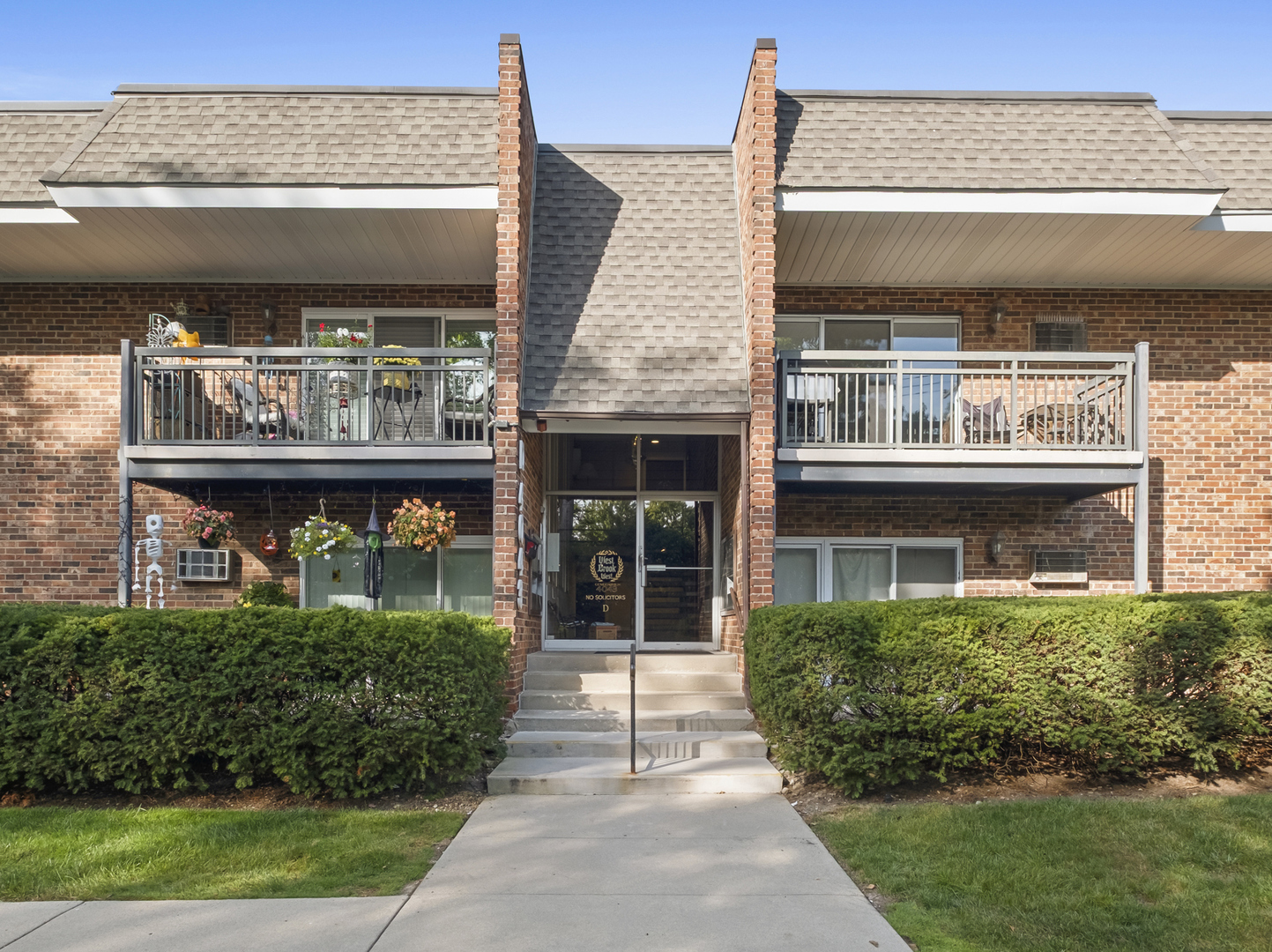 4043 Saratoga Avenue #D221, Downers Grove, IL 60515