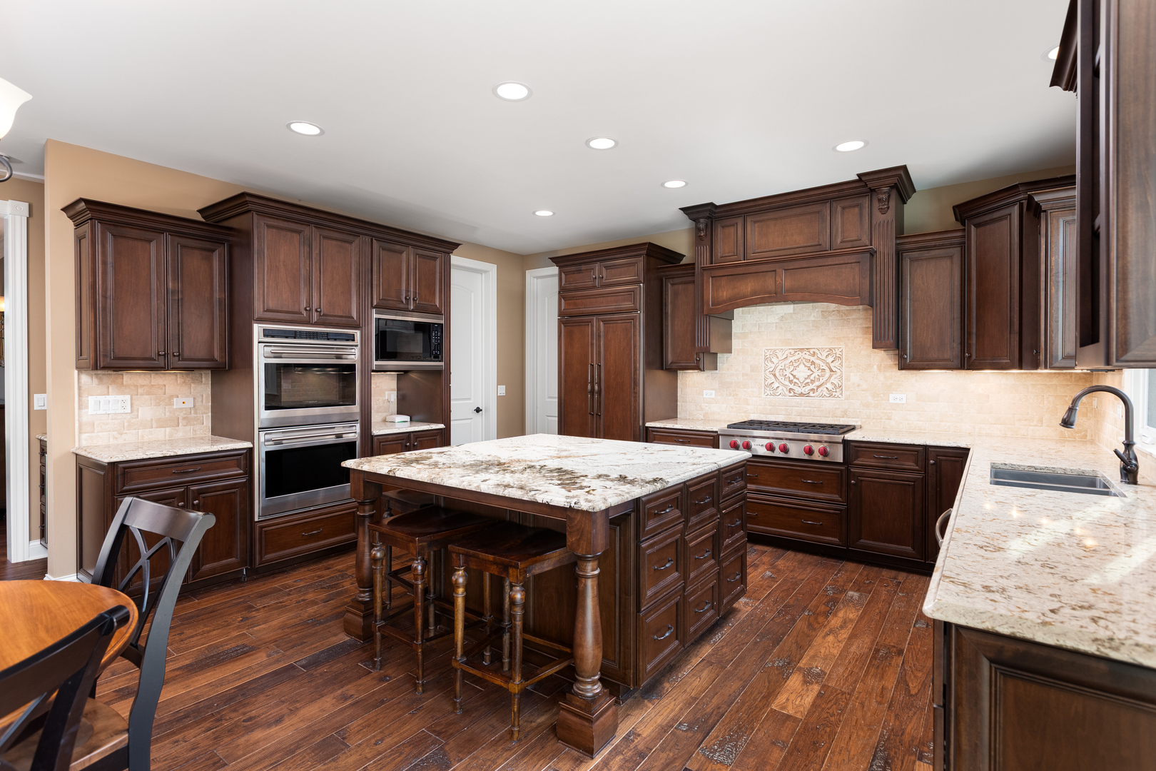 4203 Winterberry Avenue, Naperville, IL 60564