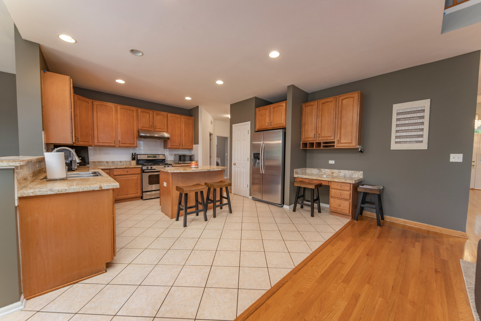 2192 Fescue Drive, Aurora, IL 60504