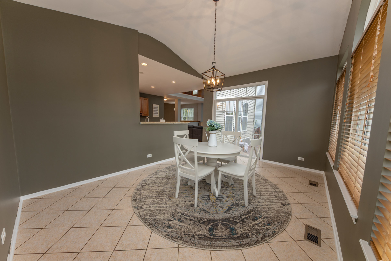 2192 Fescue Drive, Aurora, IL 60504